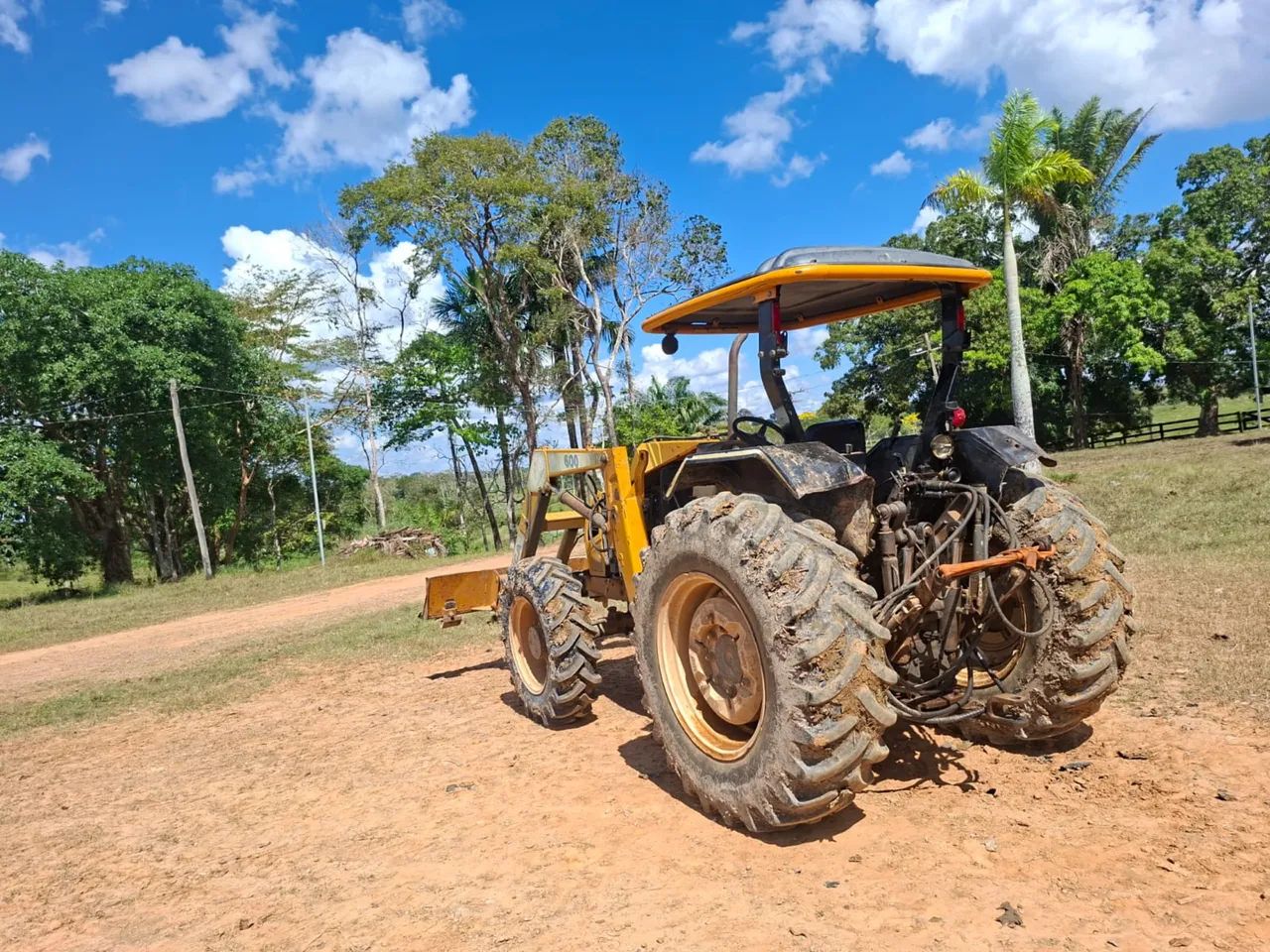 Trator Valtra 750 - Foto 2