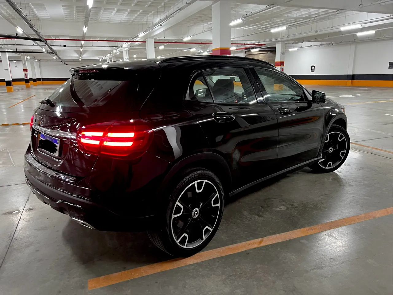 Mercedes-Benz GLA-200 GLA 200 Night 1.6. TB 16V Flex Aut. 2019