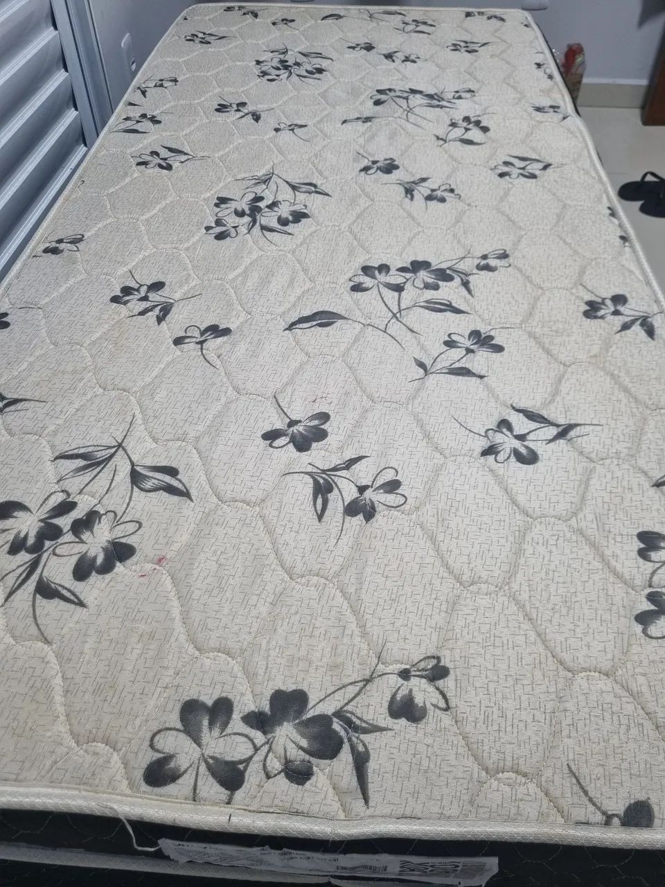 Cama solteiro box c/colchão  - Foto 3