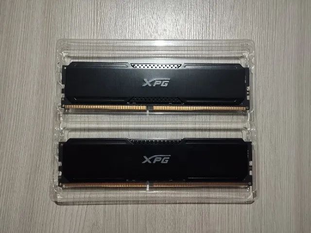 Memória RAM XPG Gammix D20 - DDR4 - 32GB (2x16GB) - 3200MHz - CL16