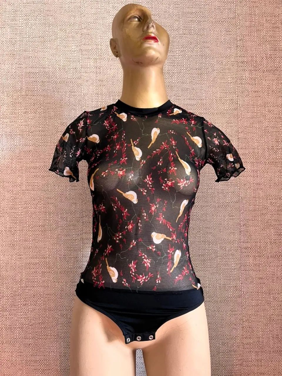 body tule preto com estampa