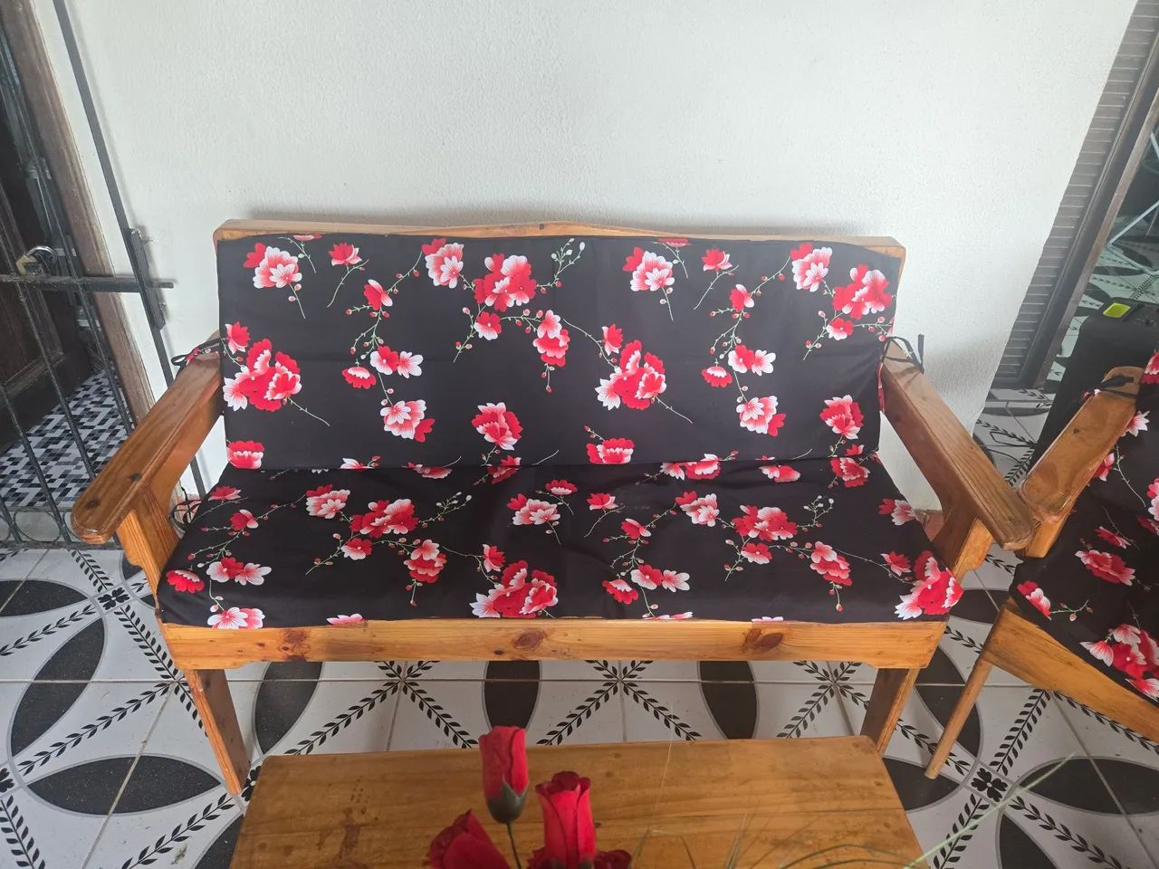 CONJUNTO DE PÁTIO LINDO EM PALETE  - Foto 2