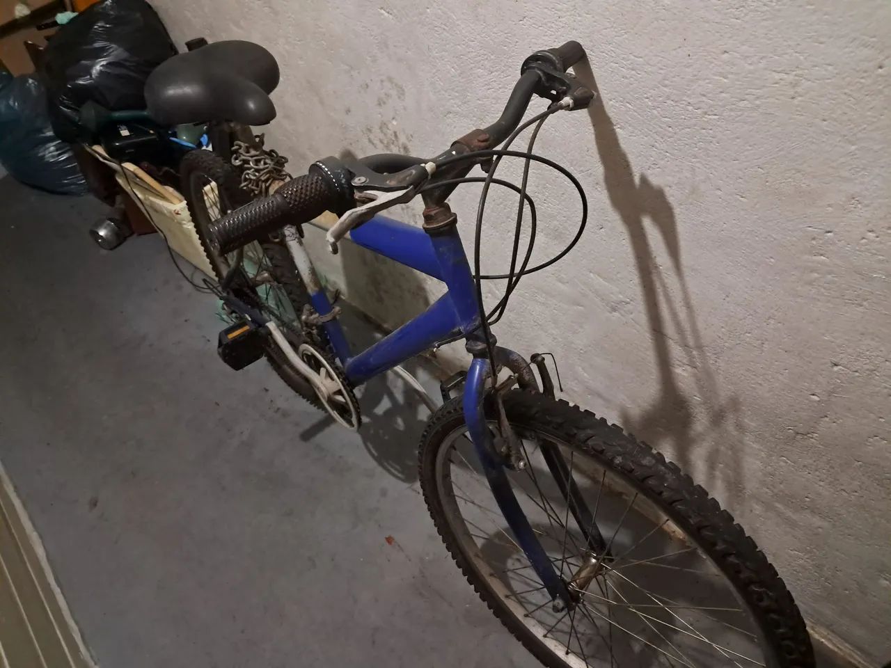 Bicicleta aro 26 18 marchas - Foto 4