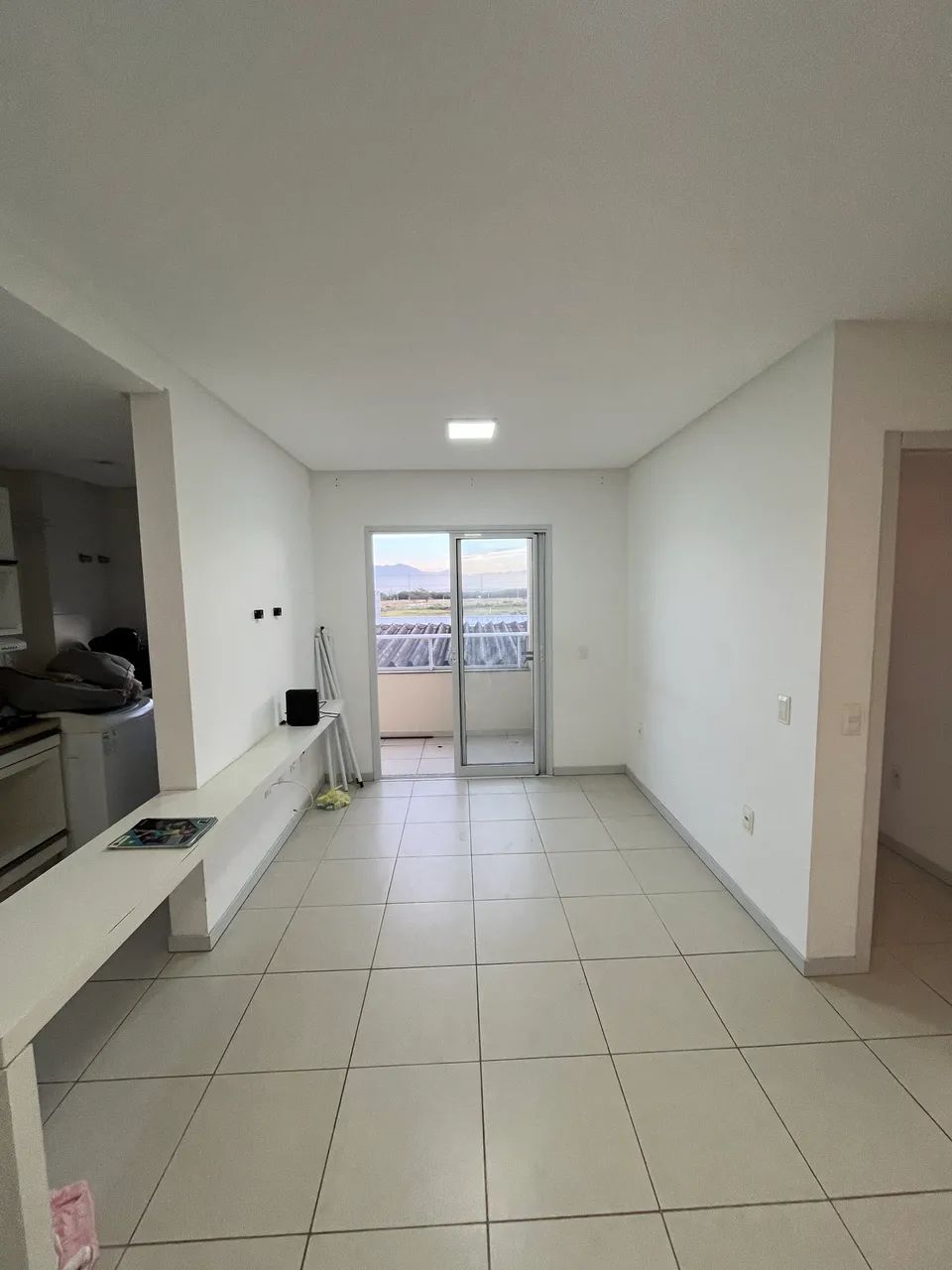 Alugo apartamento de 2 suítes semi mobiliado no saco dos limões  - Foto 5