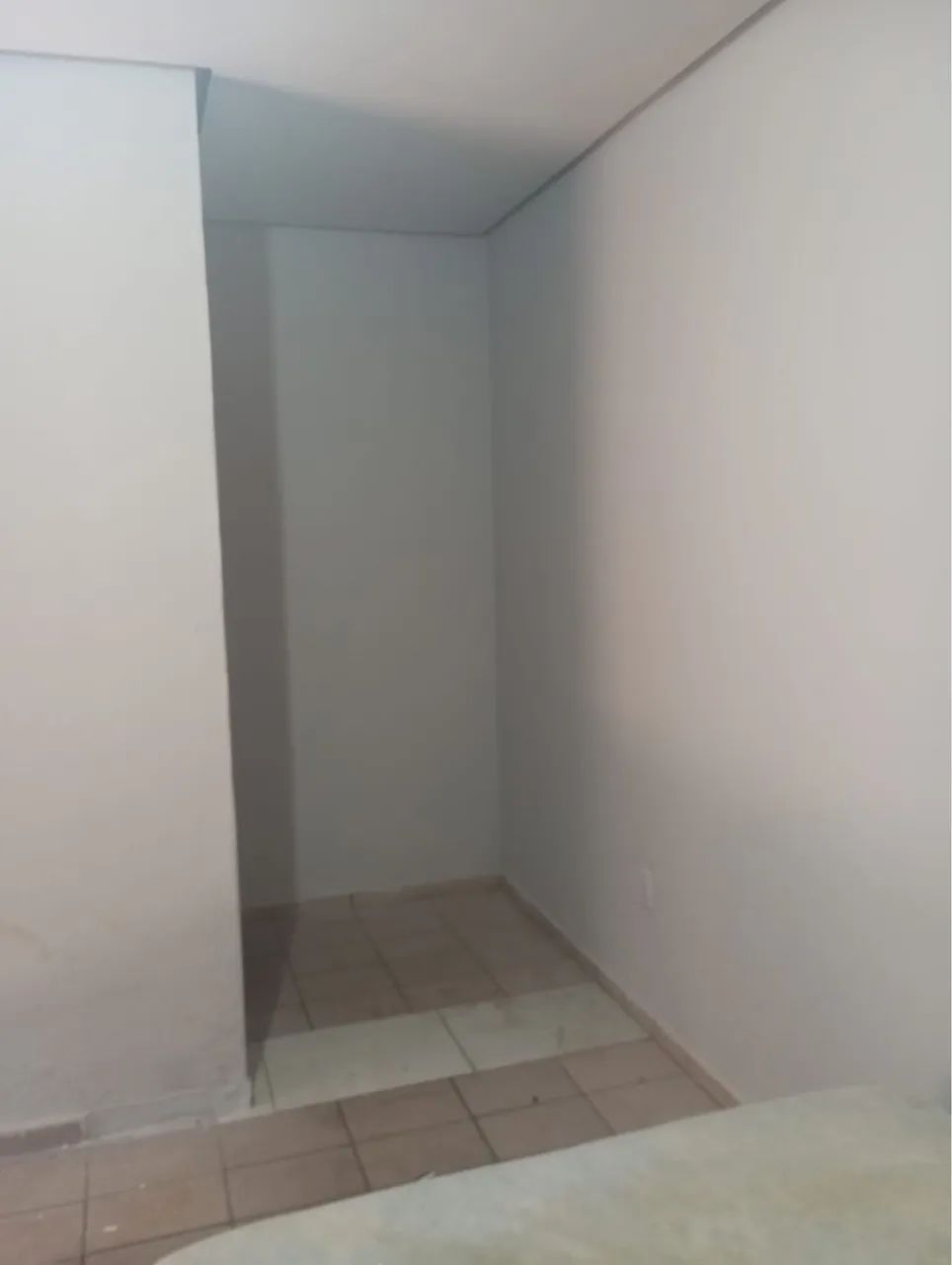 Kitnet quadra 1106 sul com geladeira e fogão - Foto 2