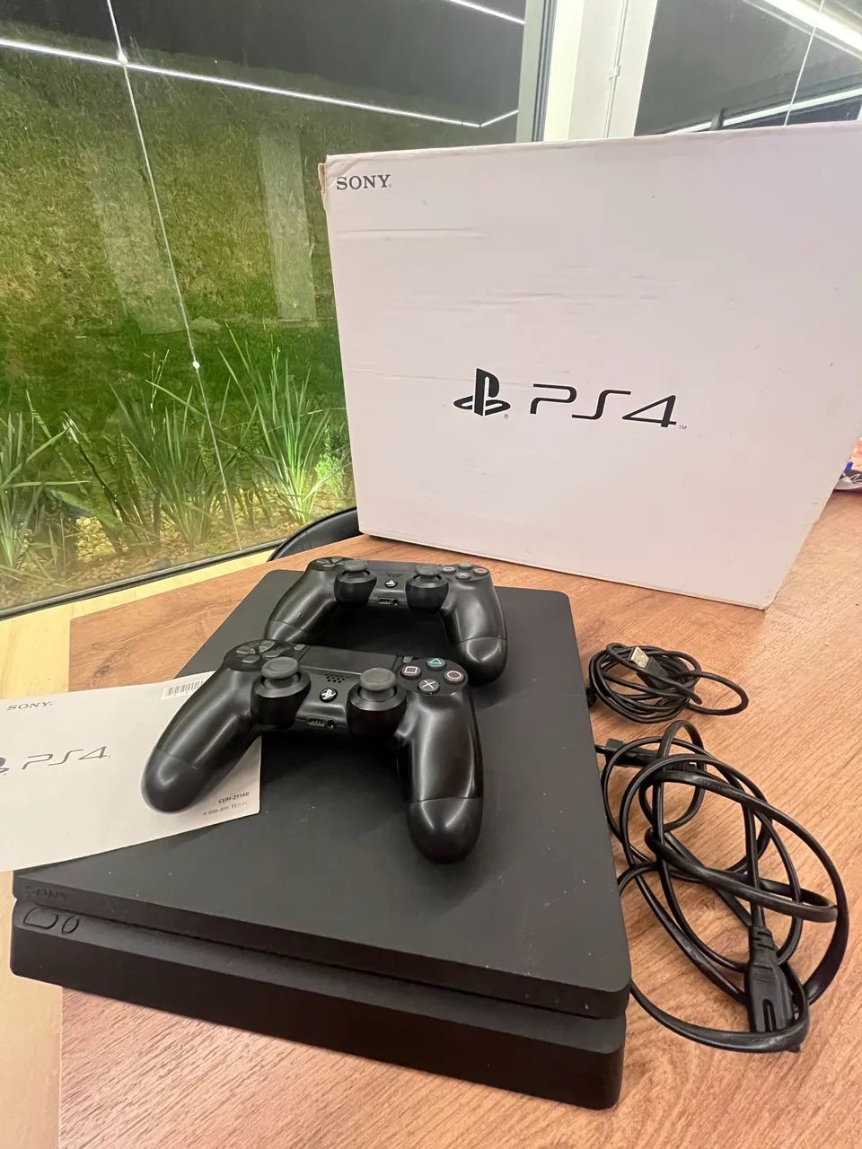 Ps4 slim 1tb