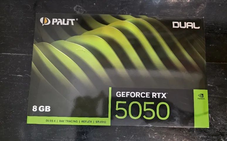 RTX 5050 8GB Palit Lacrada