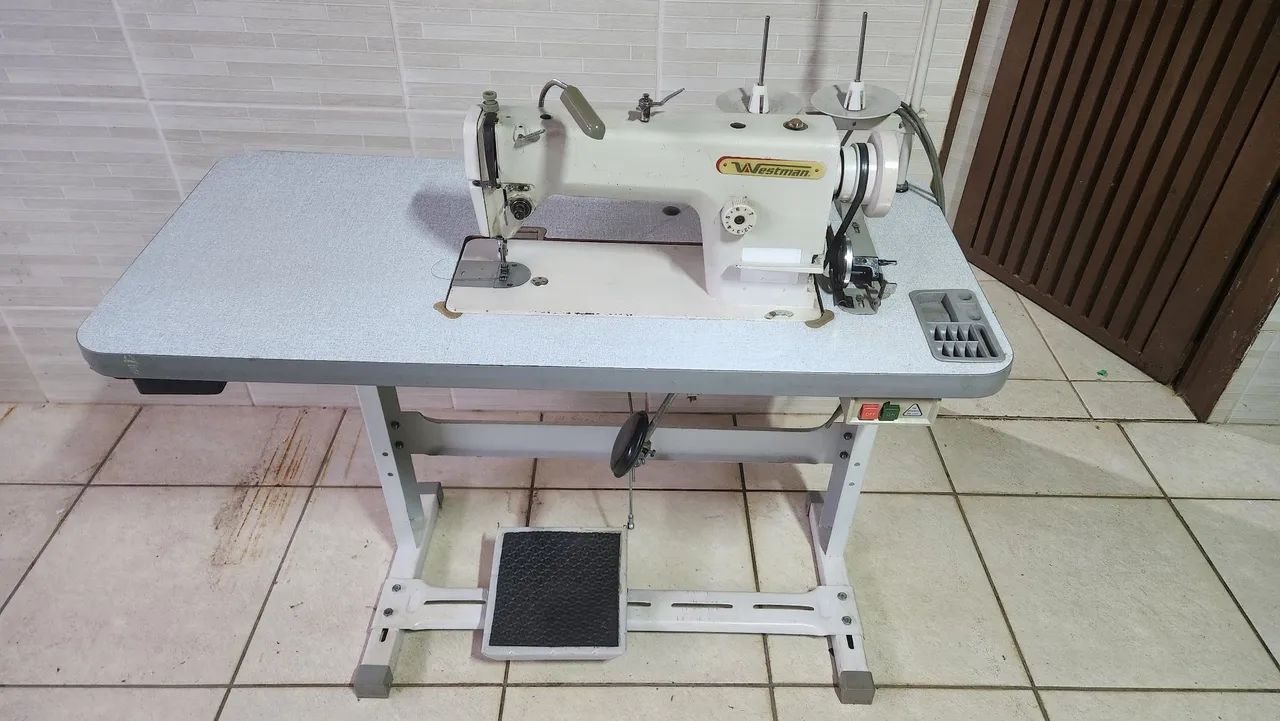Maquina de costura reta - Foto 2