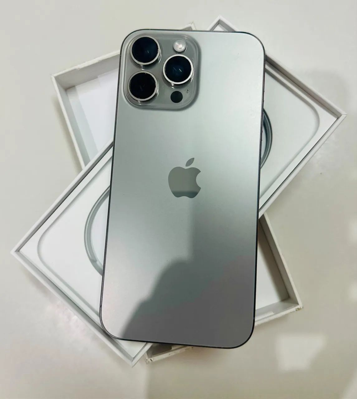 iPhone 16 pro max 256g