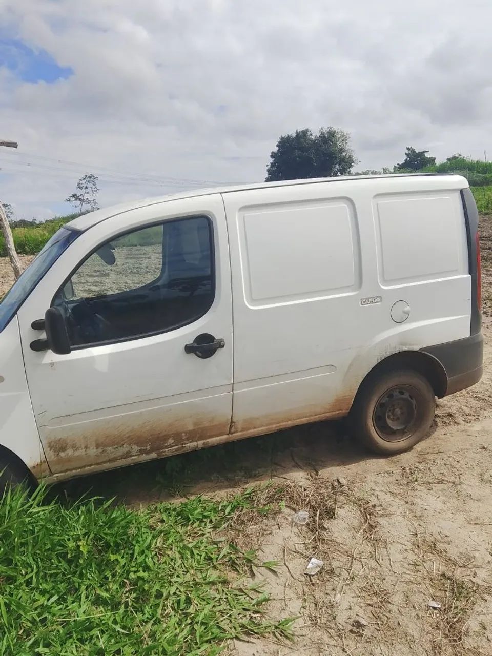Fiat Doblo 1.4 MPI Fire Flex 8V 4P 2011