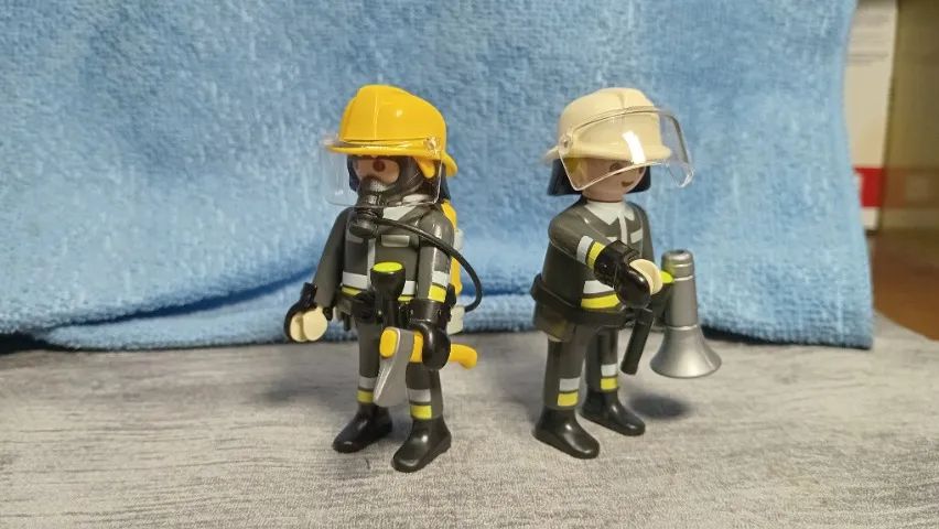PLAYMOBIL BOMBEIRO E O CHEFE - COLECIONE. - Foto 3