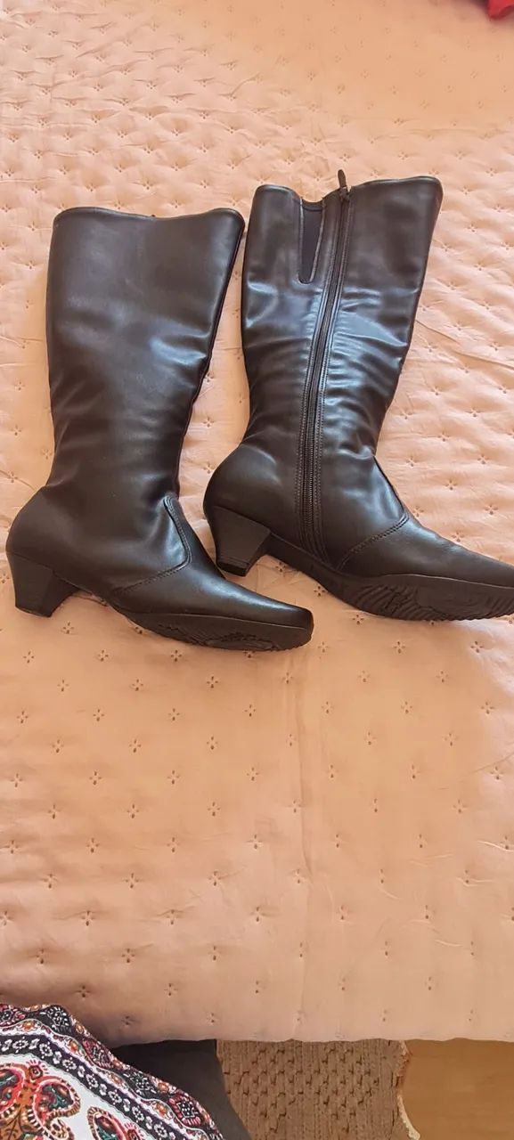 Vendo bota  picadilly,  nº 37, semi nova  - Foto 3