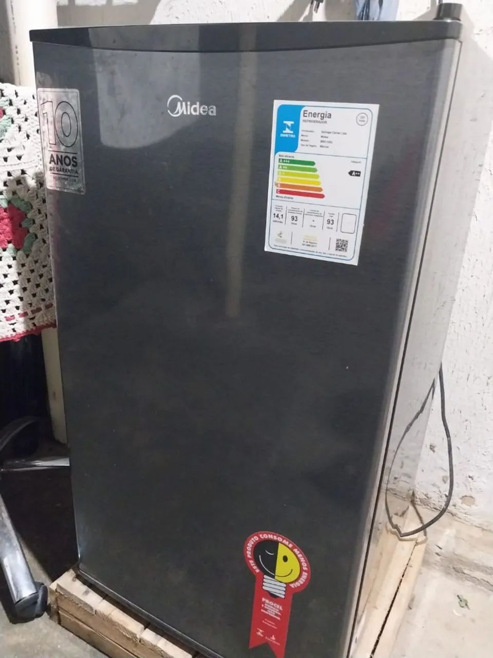 Frigobar em ótimo estado 