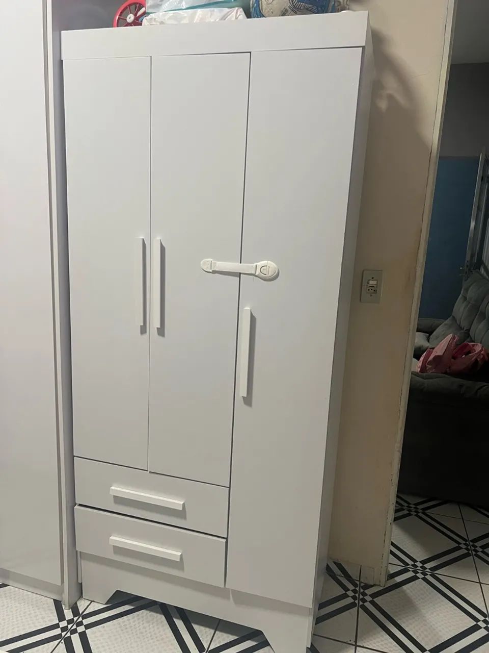 Guarda roupa e cômoda  - Foto 2