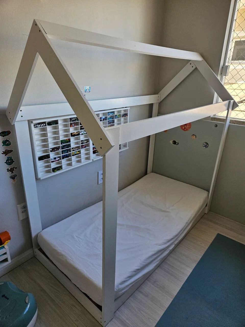 Cama infantil + colchão 