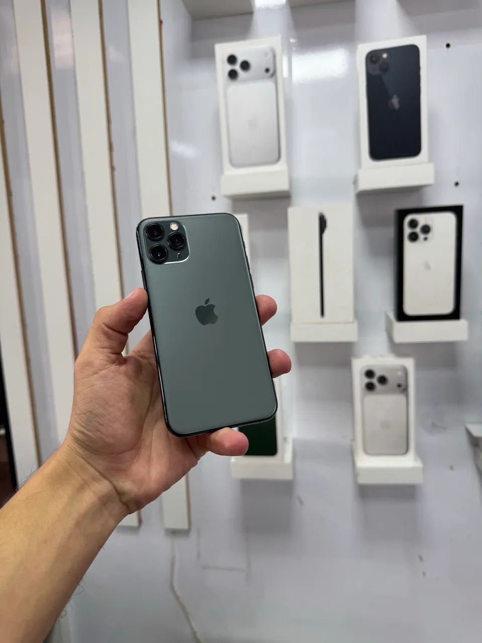 iPhone 11 Pro - 256GB ( Verde ) - Celulares e Smartphones