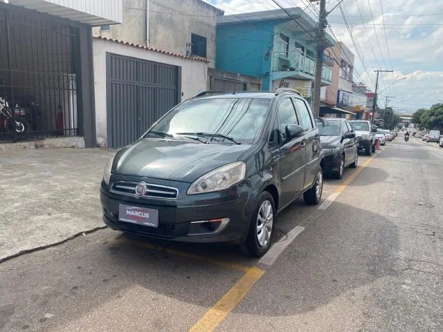 Fiat Idea Attractive 1.4 Fire Flex 8V 5P 2013