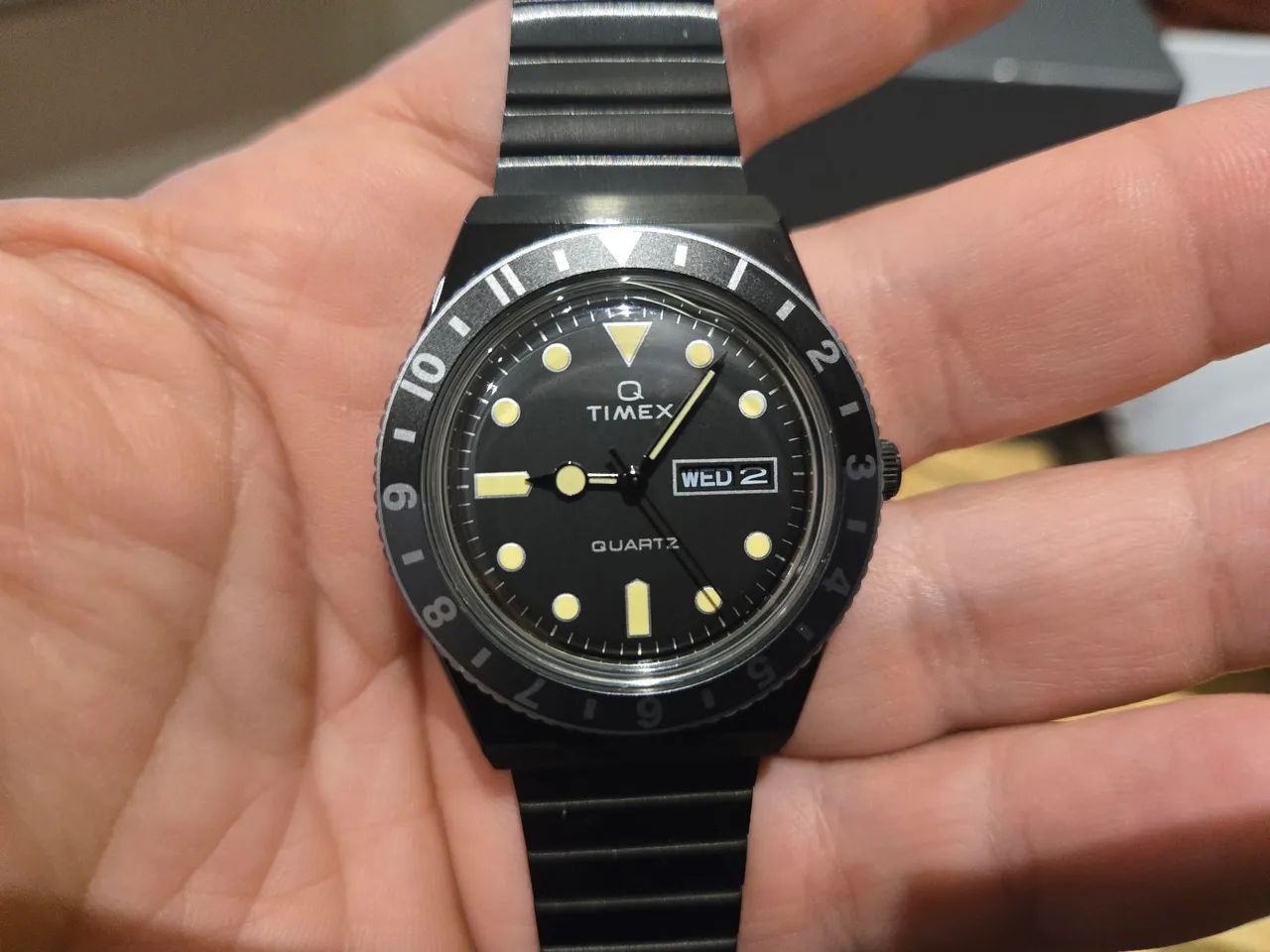 Relógio Q Timex Reissue 38mm All Black TW2U61600 - Completo - Foto 4