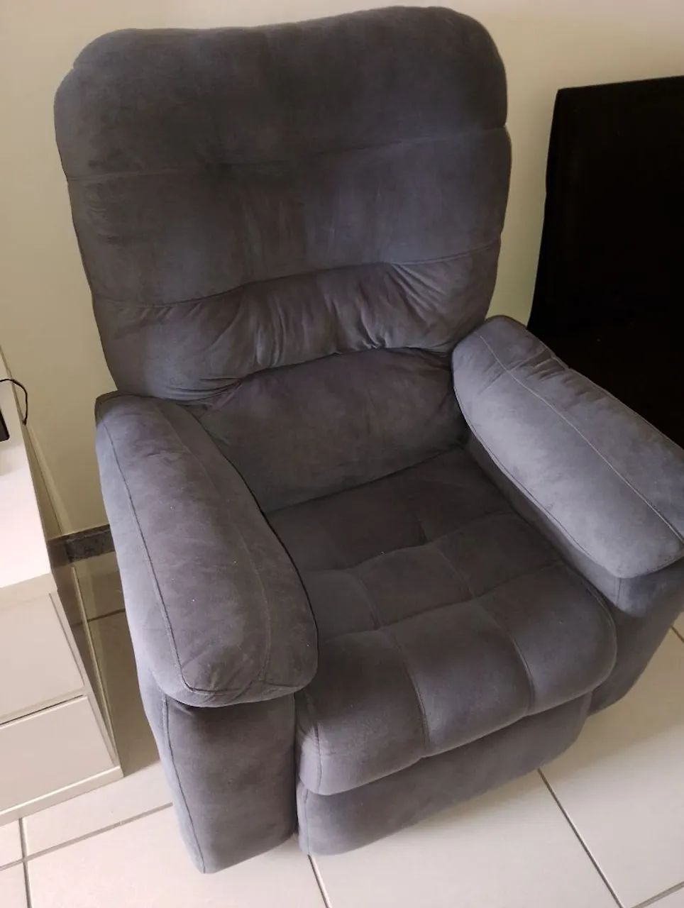 Poltrona do Papai poucas vezes usadas 