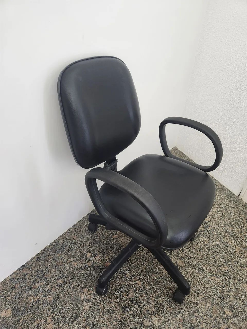 Cadeira executiva giratória