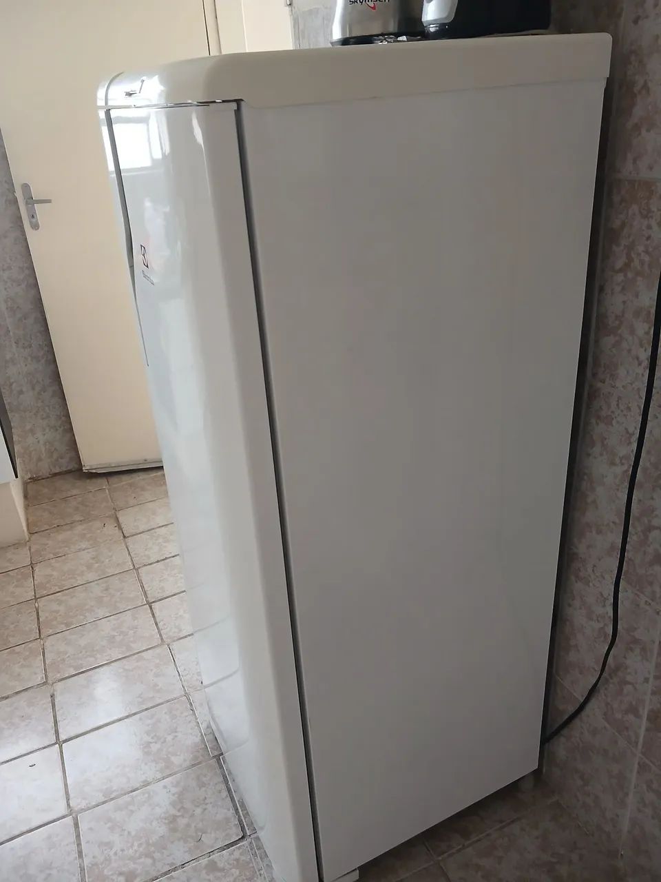 Geladeira Electrolux RE31 - Foto 4