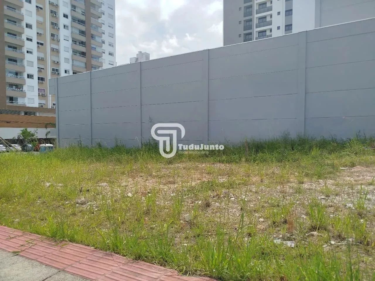 Terreno à venda no bairro Pagani em Palhoça/SC