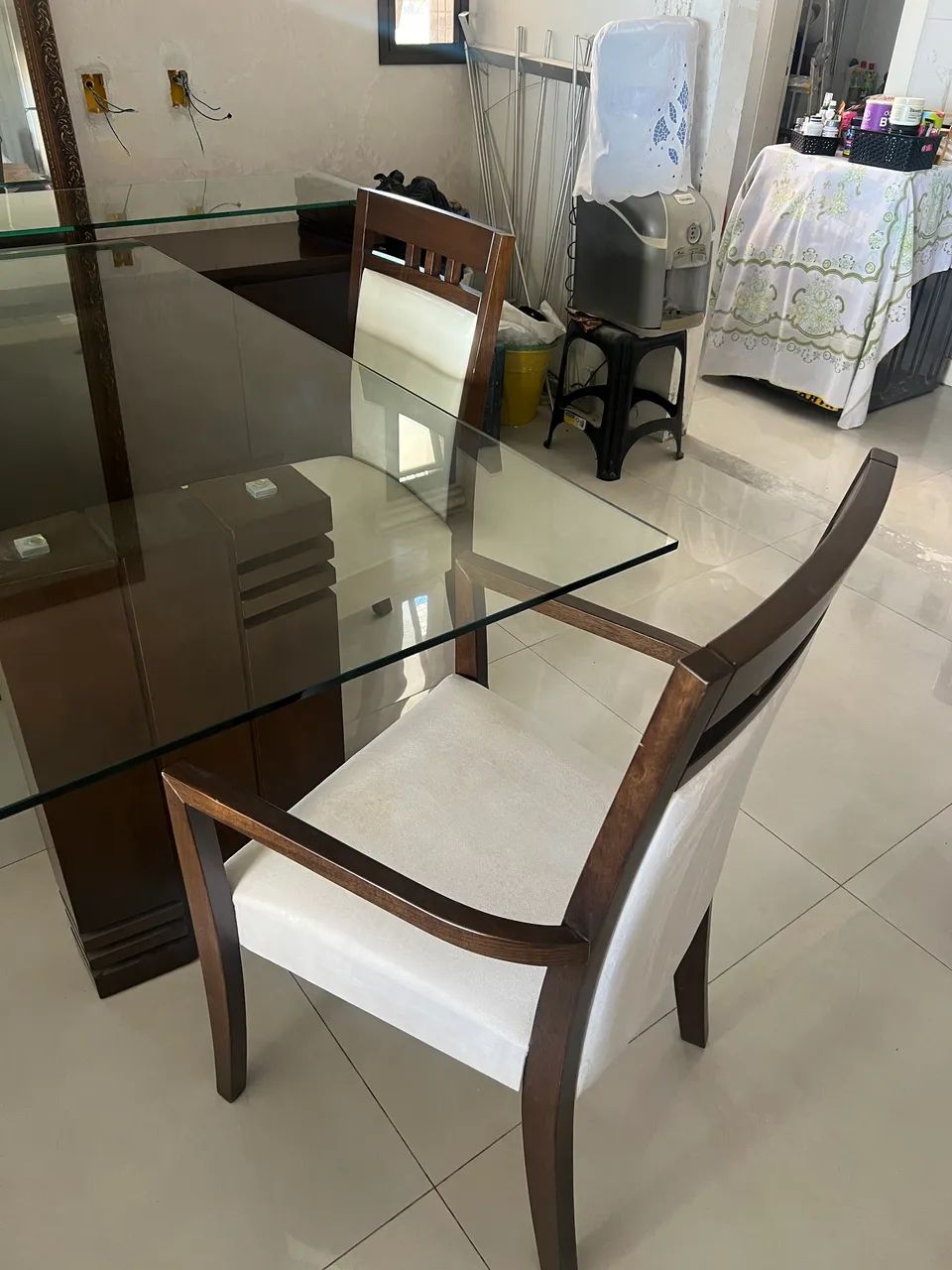 conjunto de cadeiras de jantar (4 sem braço e 2 com braço) - Foto 4