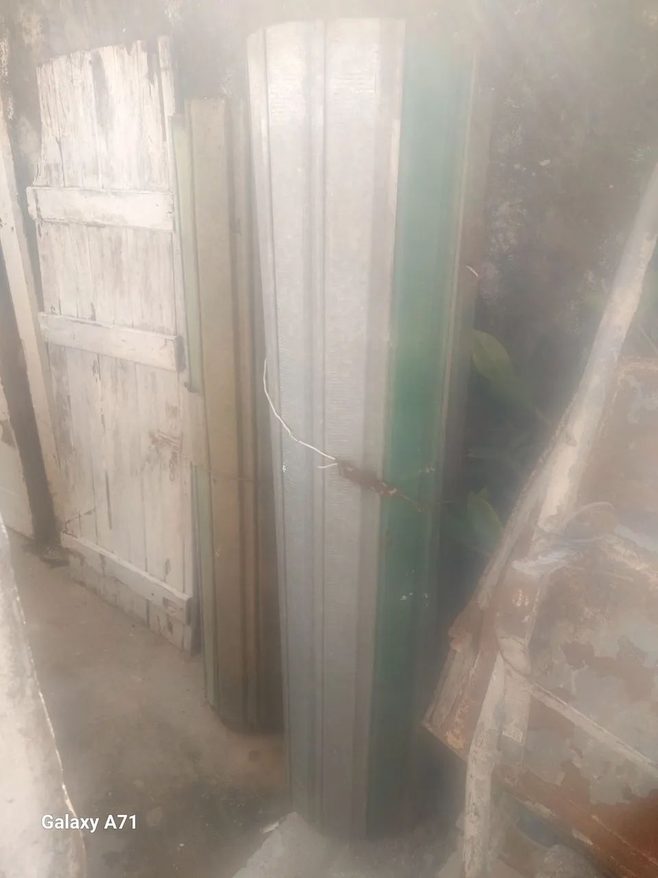 3 Porta de Enrolar completa com as molas  - Foto 2