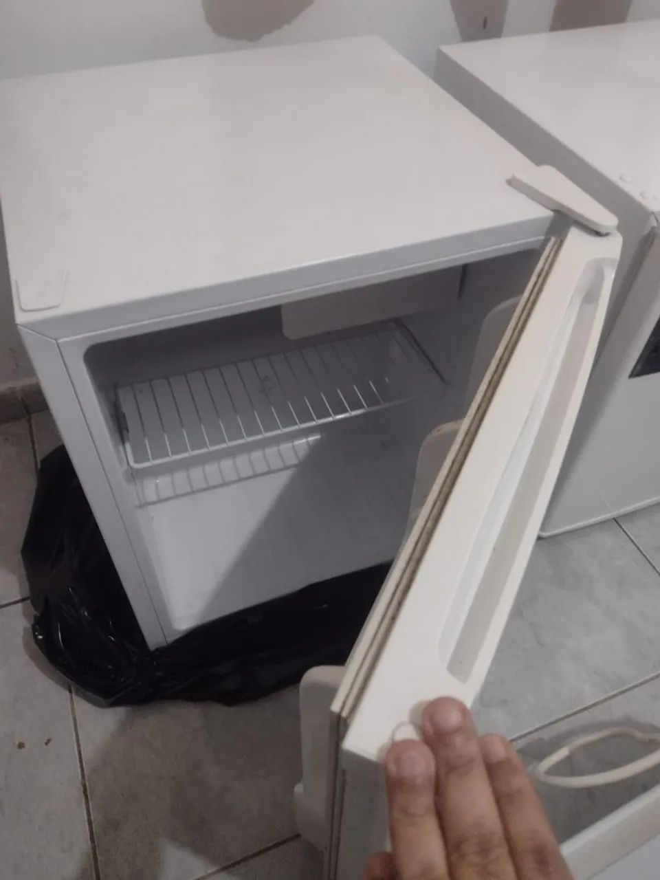 Frigobar e micro-ondas  - Foto 3