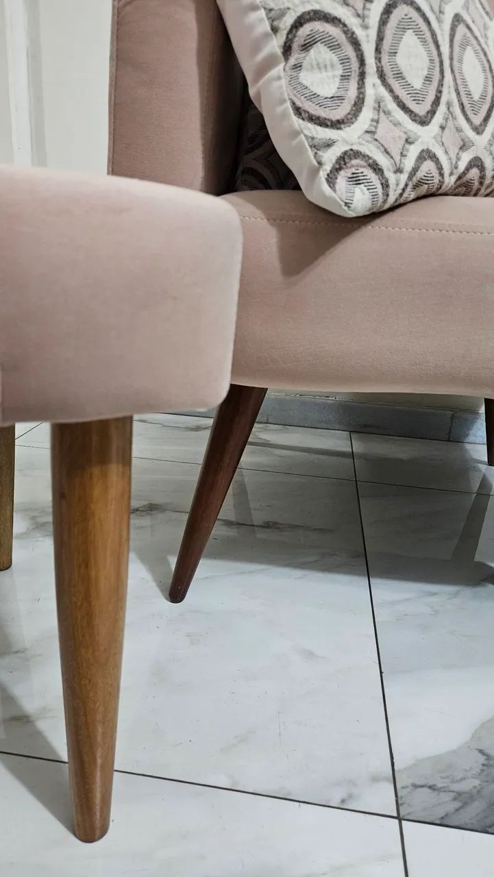 Poltrona e banqueta  - Foto 4