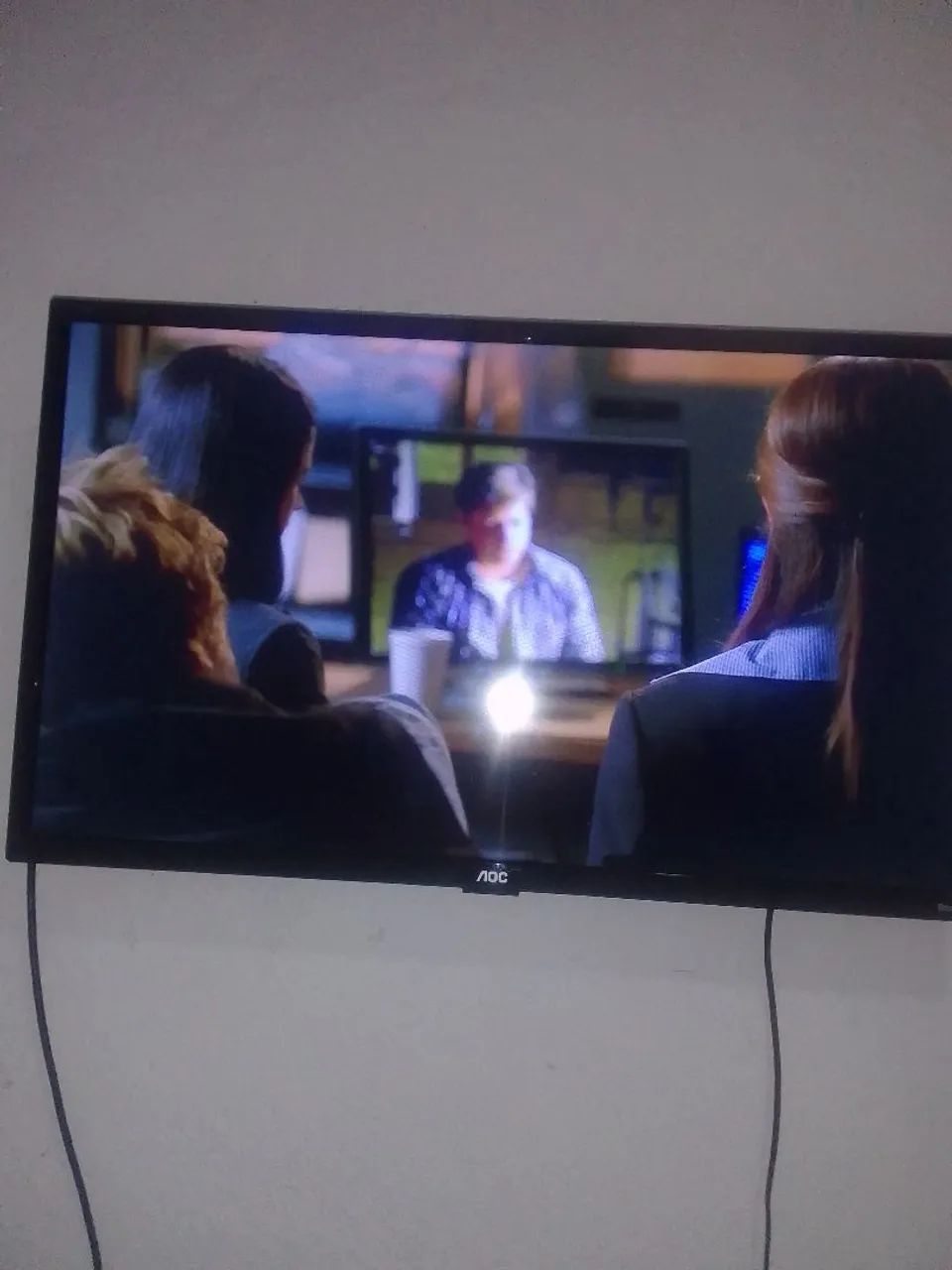TV 32 POLEGADAS SEMI NOVA