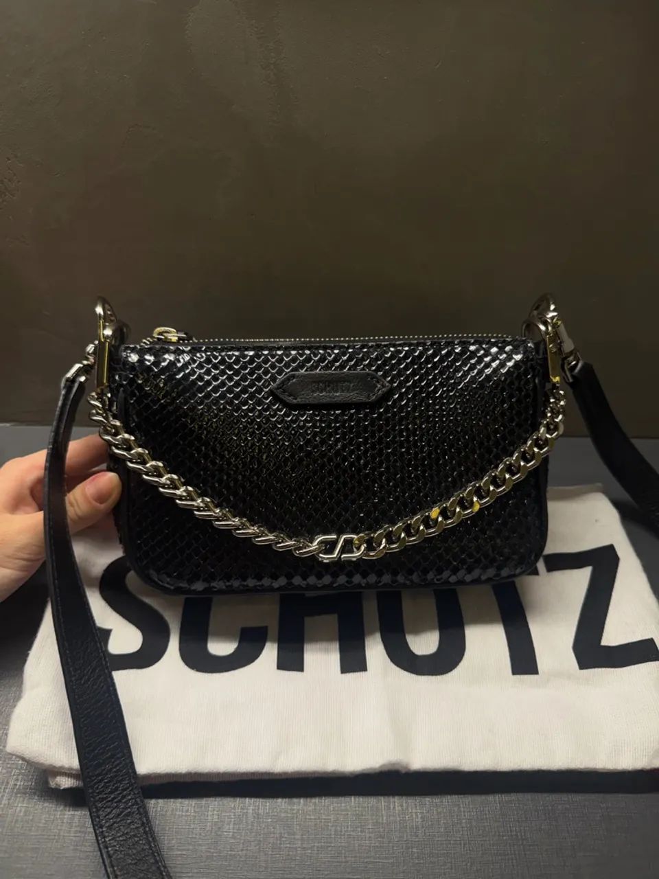 Bolsa tiracolo Emmy Snake preta