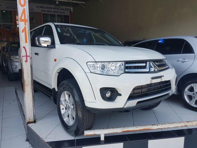 Mitsubishi Pajero Dakar 2016/2016 com baixa quilometragem