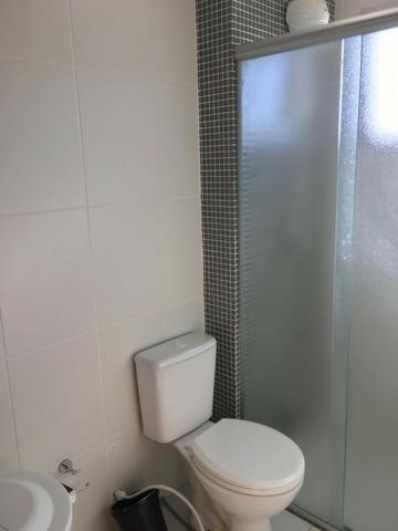 Lindo apartamento no Ed. Harmonia - Semi mobiliado, anda alto, sol da manhã, 2 vagas - Foto 13