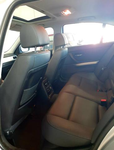 BMW 320i Automática /Conservada/Baixa km - Foto 9