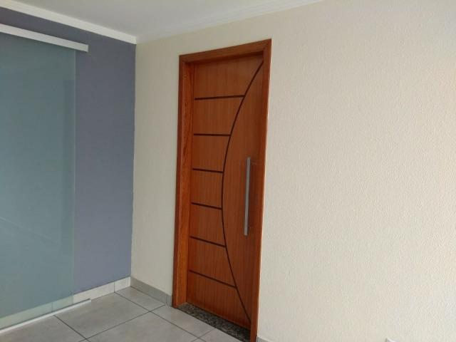 2 Quartos Rica em blindex Linda Casa Sírio Libanês com Suíte - Foto 17