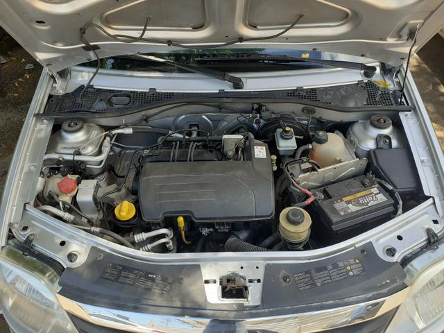 Renault Logan Expression 1.0 Flex 2011 Novo Pouco Uso - Foto 17