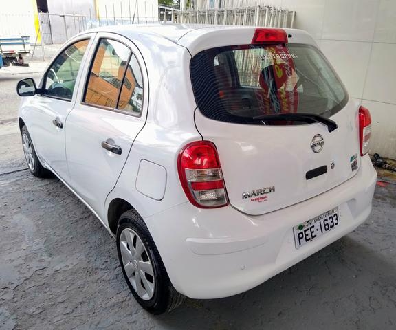 Oferta imperdível !! march 1.0 Flex completo 2013 - Foto 2