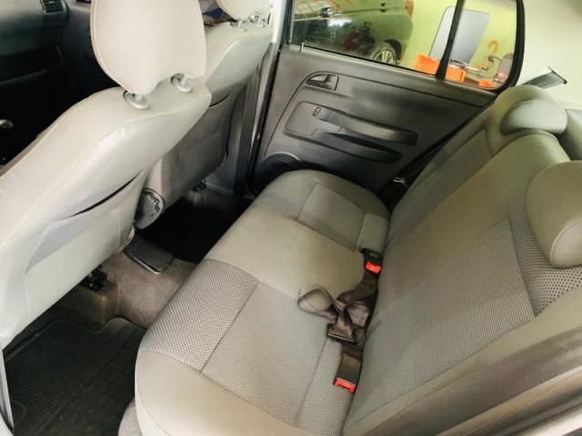VOLKSWAGEN FOX 1.0 - Foto 5