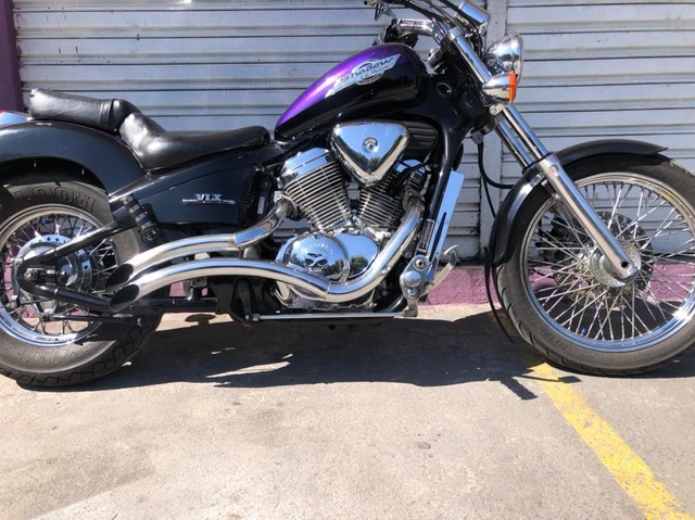 MOTO SHEDOW 600