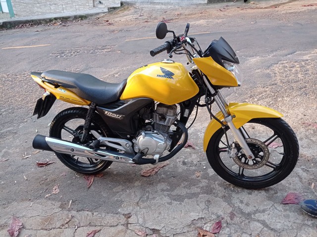 TITAN 150