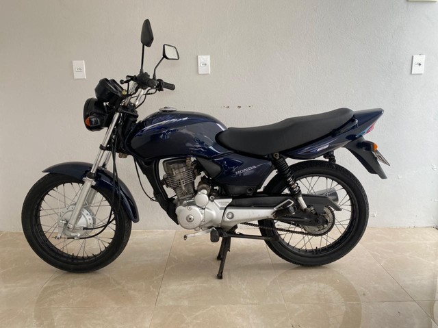TITAN 125 COM PARTIDA ELETRICA