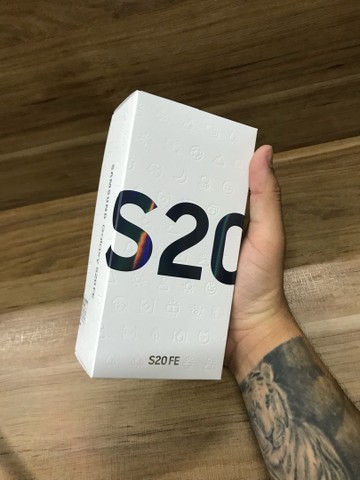 Galaxy Samsung s20FE novo com garantia de 1 ano  - Foto 3