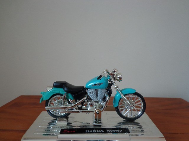 Honda VT1100C2 - Foto 2
