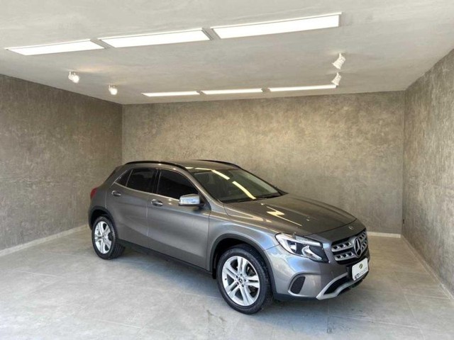 MERCEDES-BENZ GLA 200 1.6 CGI FLEX STYLE 7G-DCT