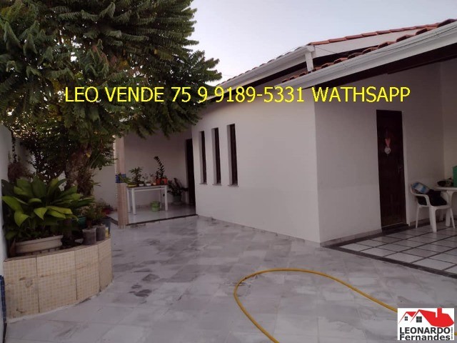 Leo vende, residencial, 3\4 perto da av Presidente Dultra.