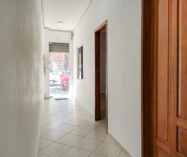 Sala em predio comercial com lavabo medindo aproxi 35,00m² - 2724 - Foto 4