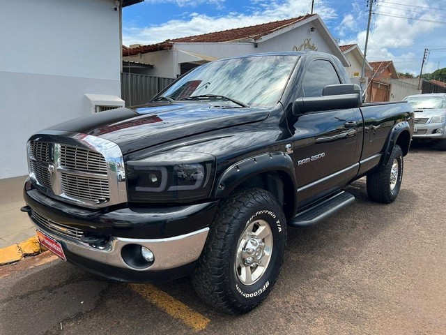 DODGE RAM 2500   SLT TDI CS 4X4 DIES. 2006 - 1166690577 | OLX