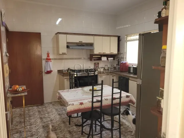 Sobrado à venda em Campinas, Jardim Proença, com 4 quartos, com 312 m²