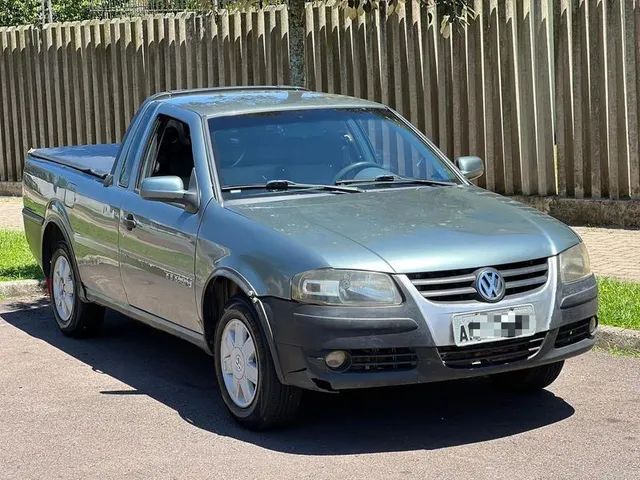 Volkswagen Saveiro 1.6 Mi Titan Cs em Curitiba